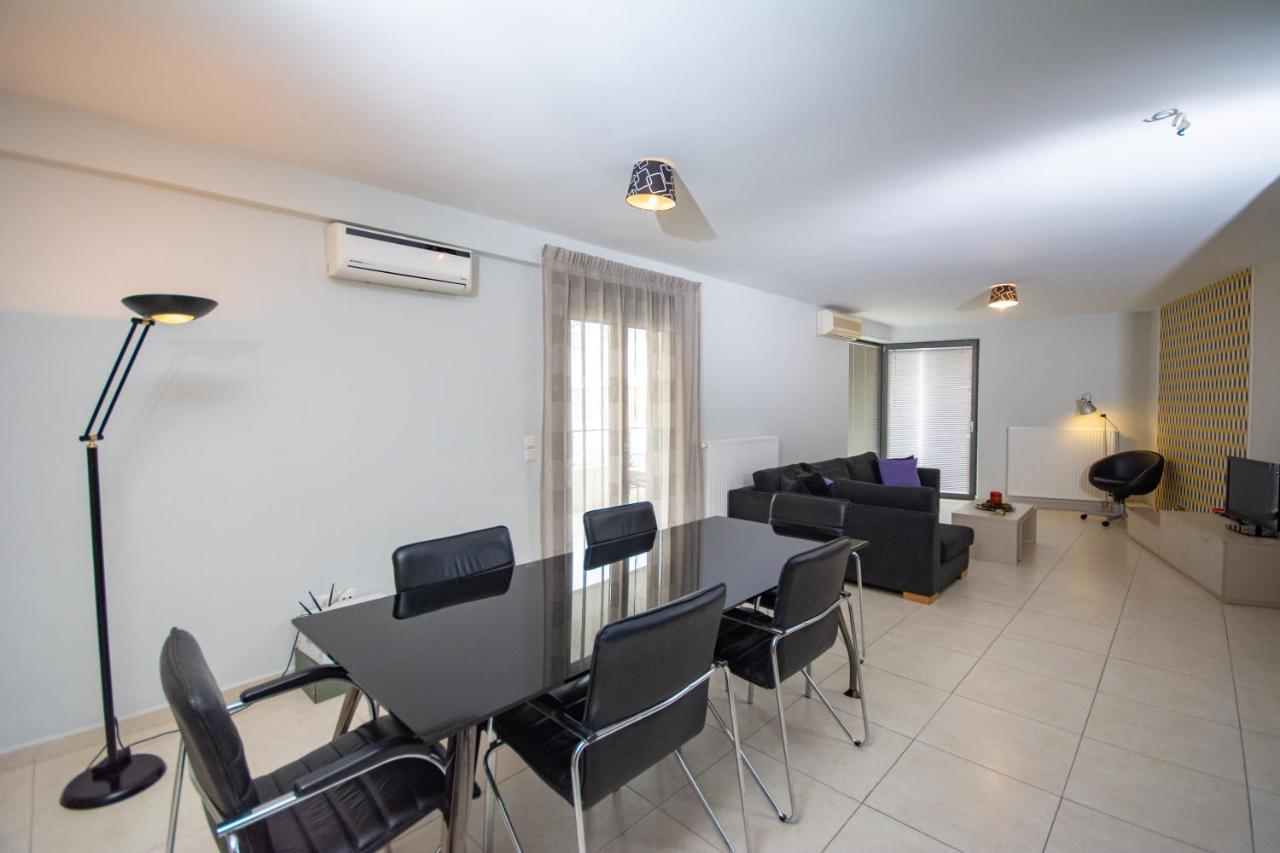 Spacious Fully Equipped 3Bd 2Bath Apt In The Heart Of City With Balconies Ac And Fast Wifi #2 Heraklion  Exterior photo