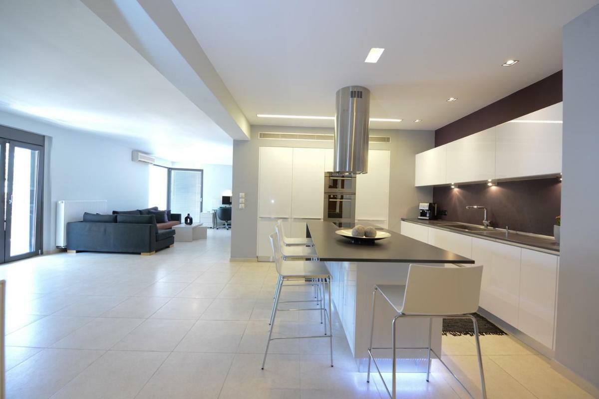 Spacious Fully Equipped 3Bd 2Bath Apt In The Heart Of City With Balconies Ac And Fast Wifi #2 Heraklion  Exterior photo