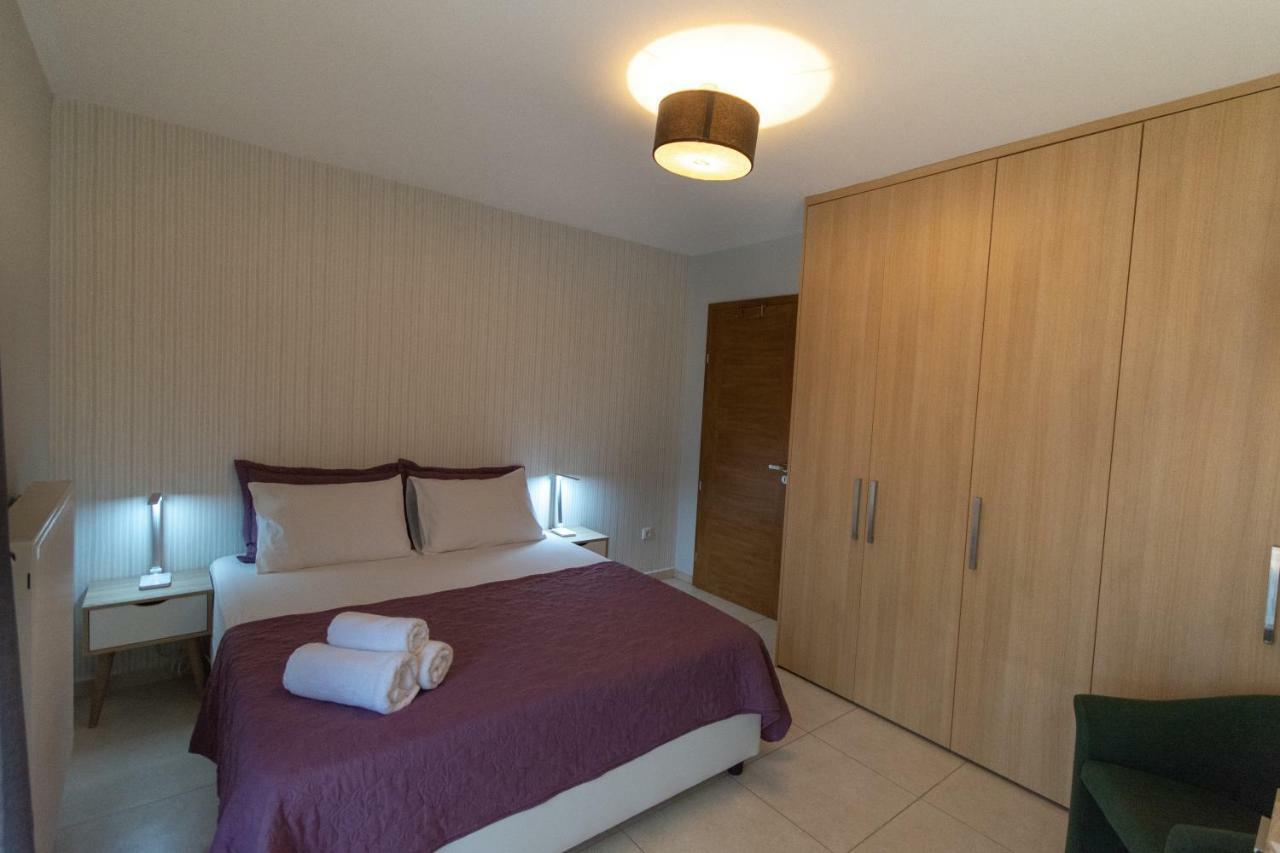 Spacious Fully Equipped 3Bd 2Bath Apt In The Heart Of City With Balconies Ac And Fast Wifi #2 Heraklion  Exterior photo